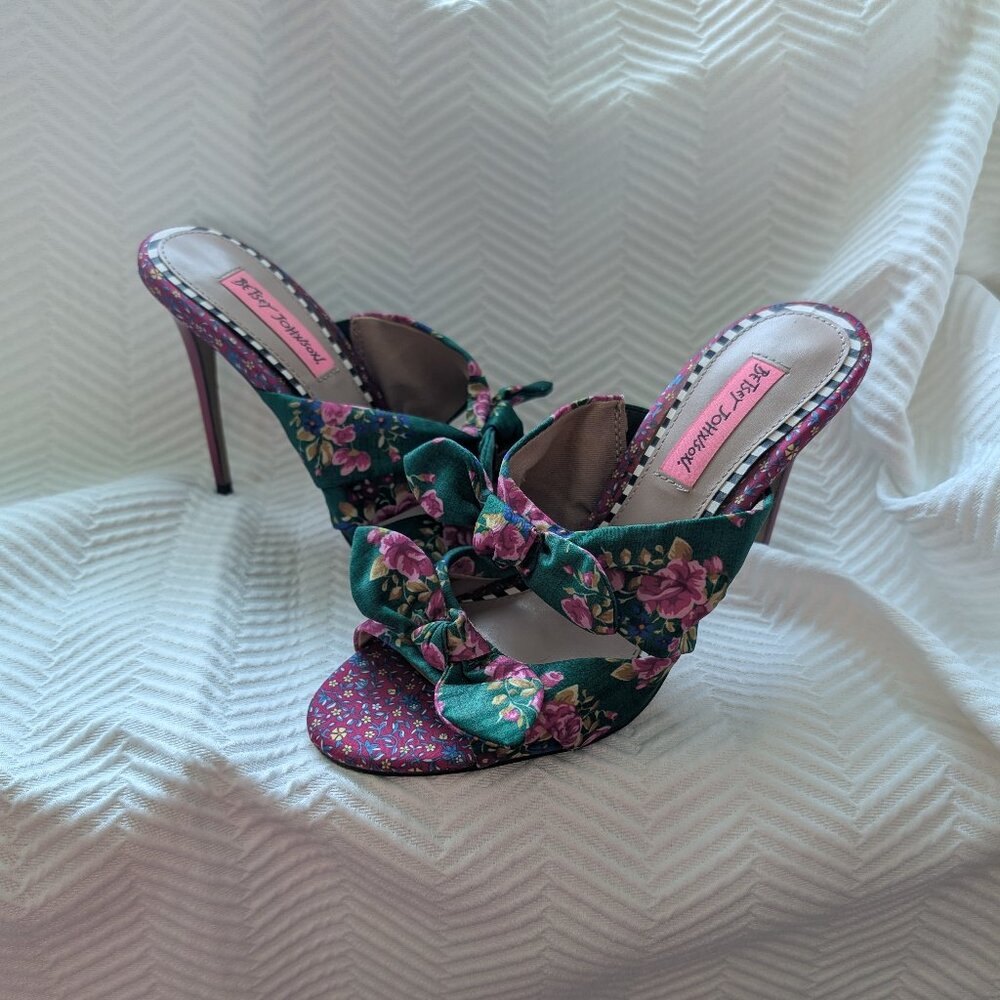 Betsey Johnson The Rumors Floral Stiletto Slip-On Sandals Mules Satin Bows 8.5